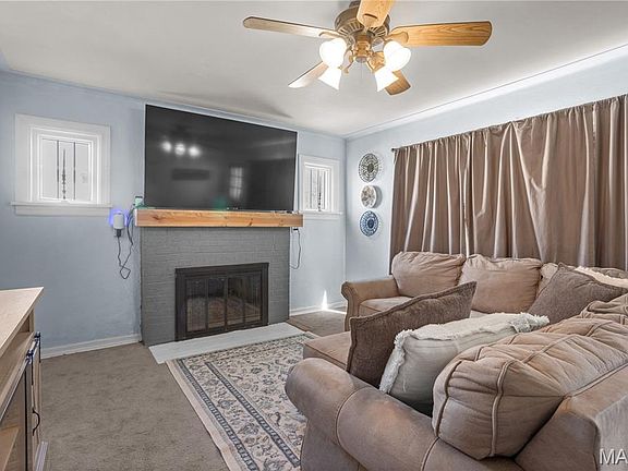 2nd image of 1219 Crystal Heights Rd