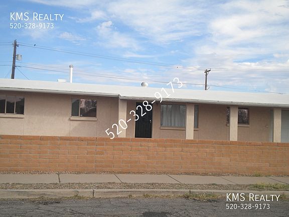 3rd image of 1056 W District St