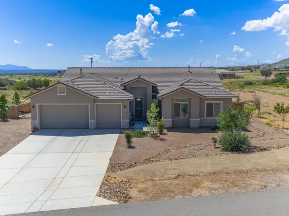 6760 E Vaquero Circle, Hereford, AZ 85615