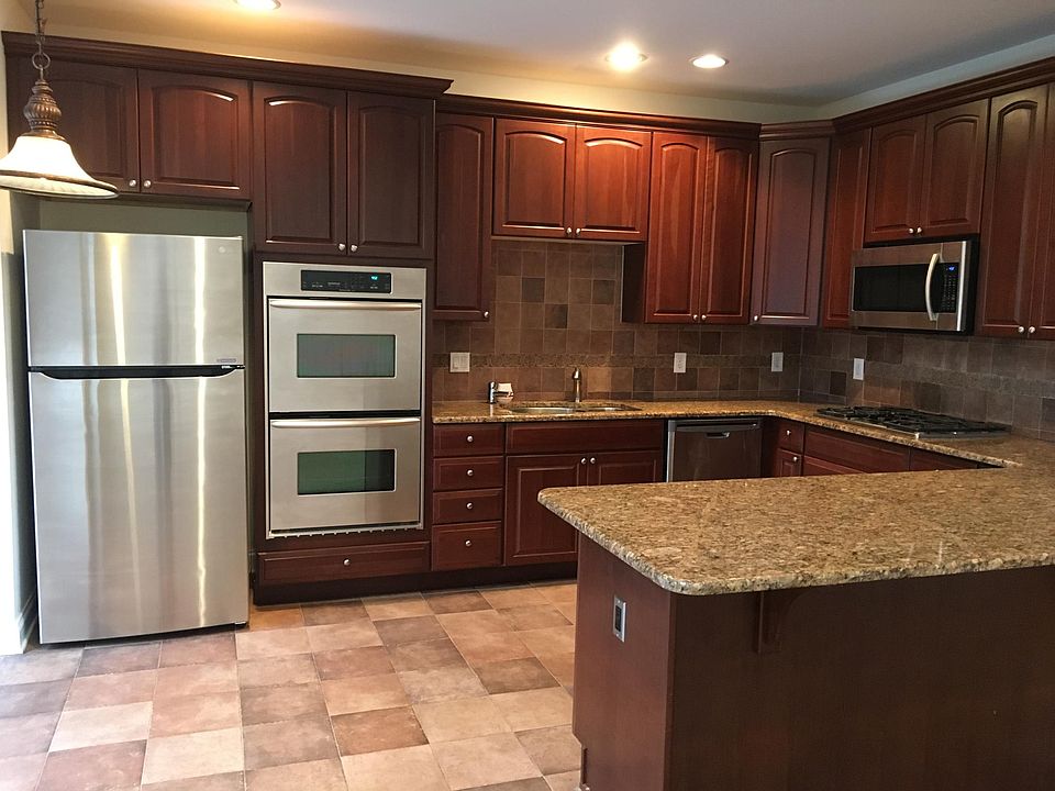 Gourmet Kitchen