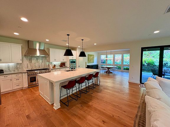 5th image of 1432 Enclave Ct