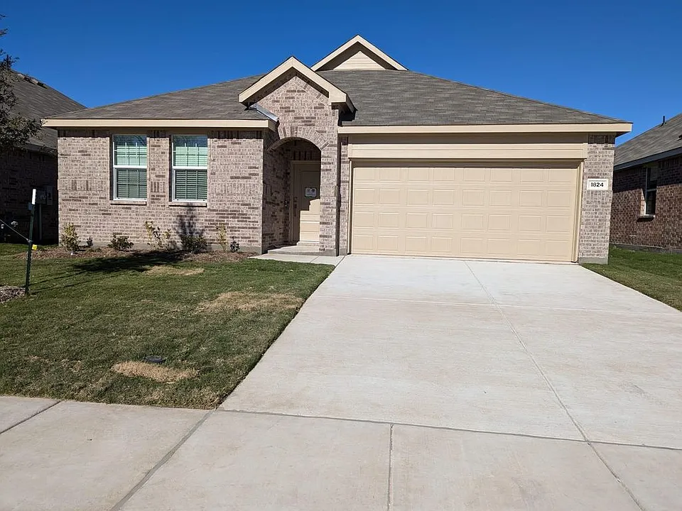 1842 White Ash Way