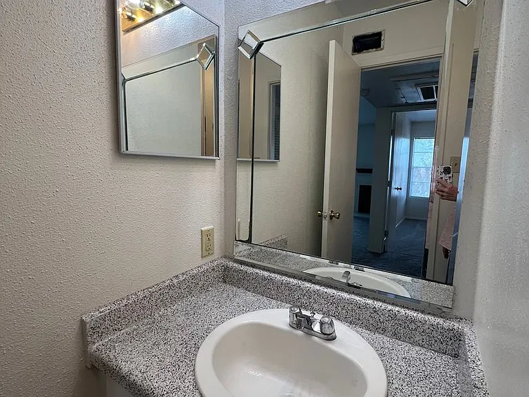 Cypresswood Apartments — Photo 19