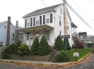 417 Locust St, Burnham, PA 17009
