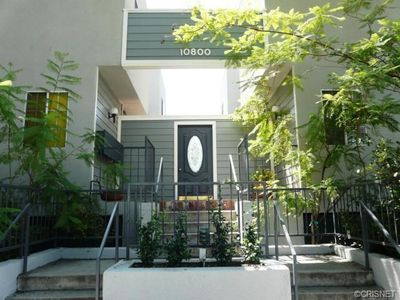 10800 Peach Grove St APT 11, North Hollywood, CA, 91601