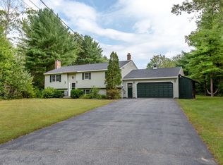 8 Goldeneye Dr, Topsham, ME 04086