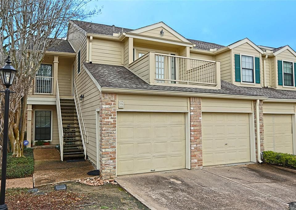 1st image of 749 Bering Dr #A