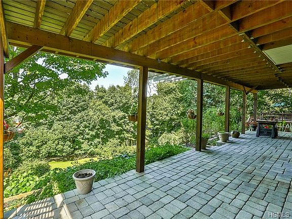 5th image of 436 Swanson Dr