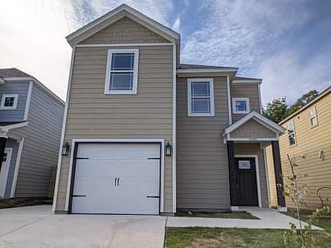 3rd image of 640 River Garden Dr
