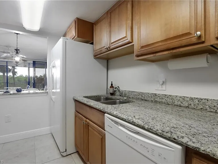 11 Bluebill Ave #103 — Photo 9