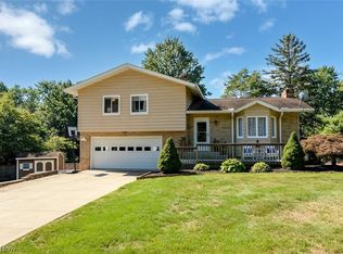 3863 N Glenridge Rd, Akron, OH 44319