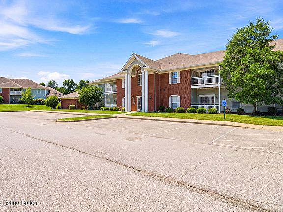 4th image of 9606 Preston Spring Dr Unit 203