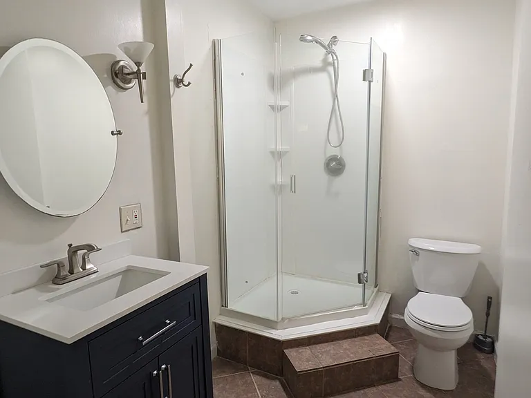 2909 Roberts St — Photo 11