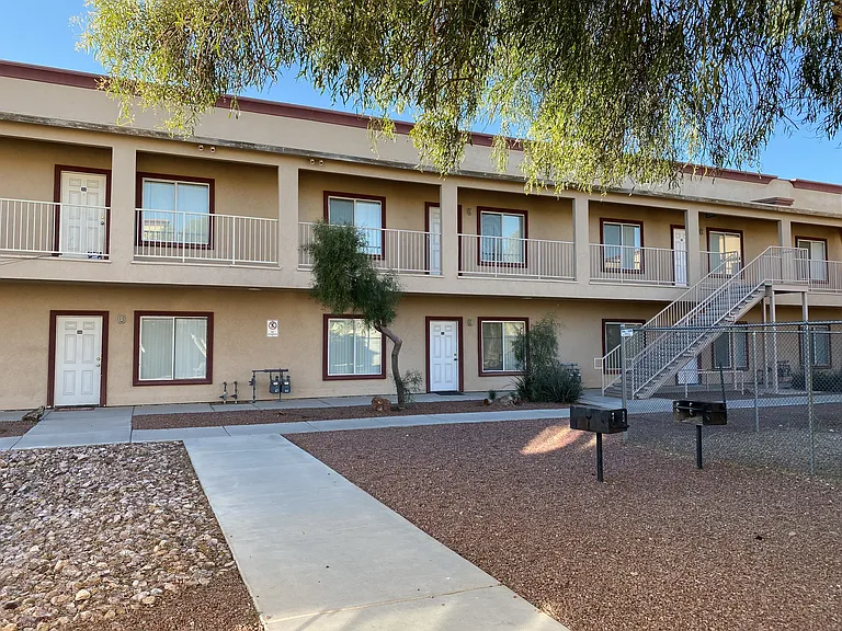 1627 Havasupai Dr (Happy 95, LLC) — Photo 3