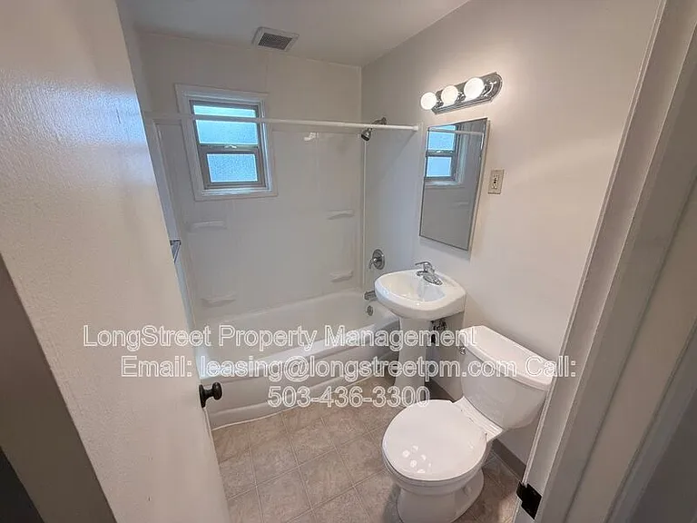 2612 NW Tyler Ave — Photo 11