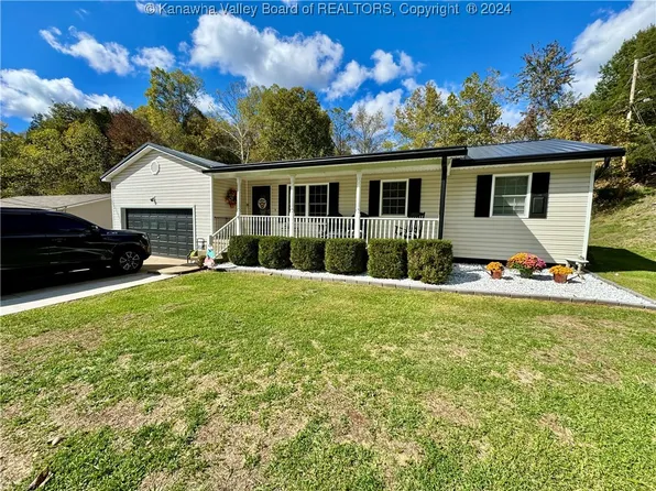 264 Spring St, Ripley, WV 25271
