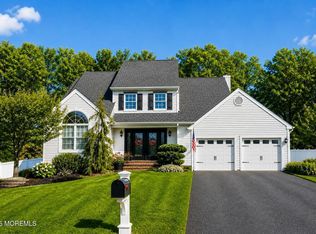 20 Thousand Oaks Terrace, Howell, NJ 07731
