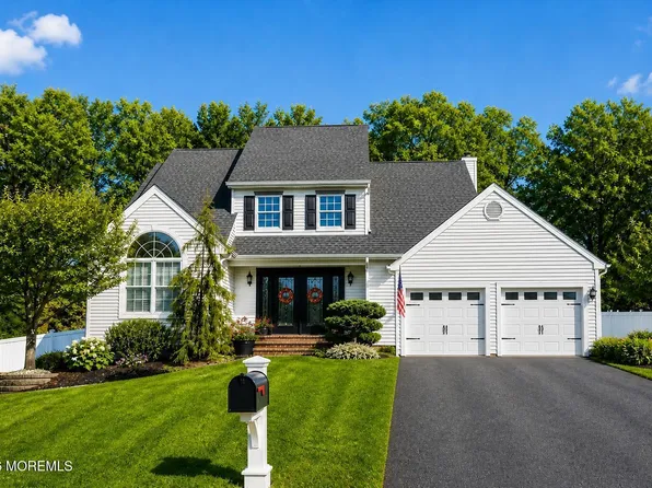 20 Thousand Oaks Terrace, Howell, NJ 07731