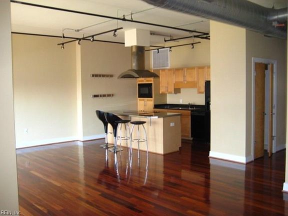 5th image of 500 Granby St Unit 5C