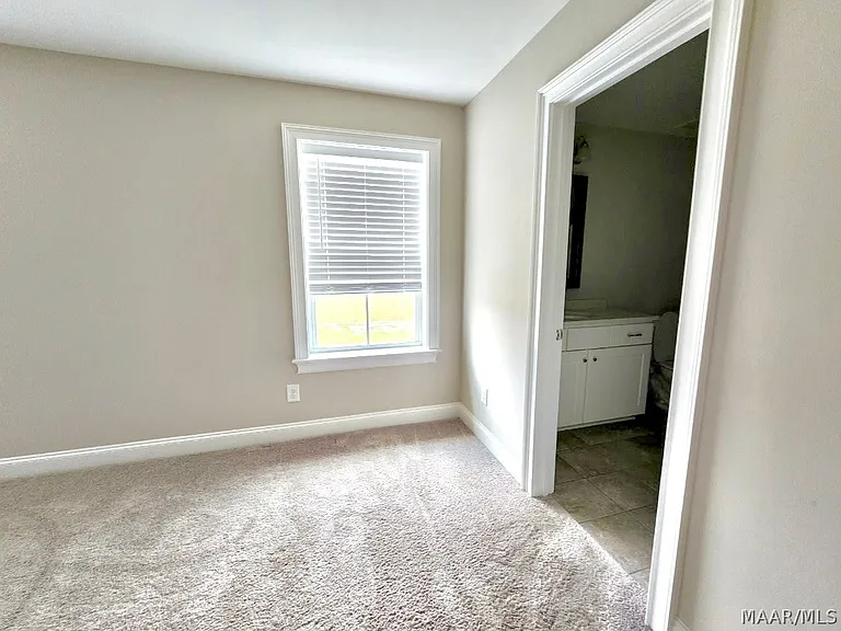 8506 Melbourne Way — Photo 16