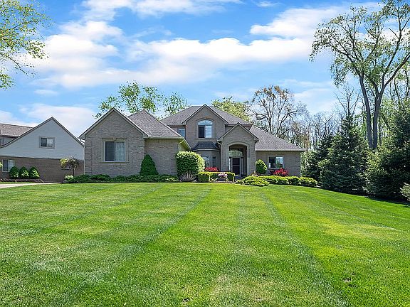 2nd image of 10056 Whitmore Bay Dr
