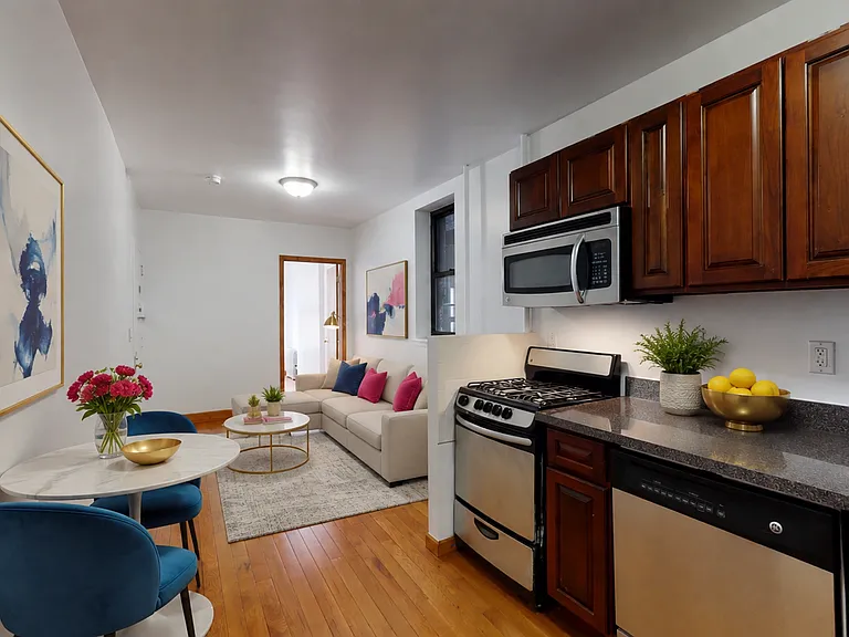 787 9th Ave #4S — Photo 1