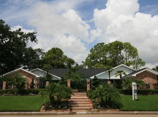 18502 Upper Bay Rd, Houston, TX 77058