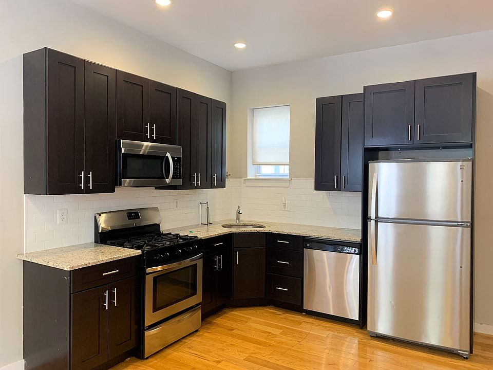 1st image of 1619 Mount Vernon St #620/1