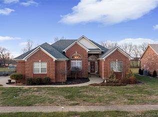 6413 Whispering Oaks Dr, Charlestown, IN 47111