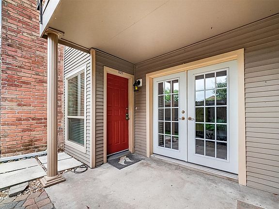 3rd image of 3700 W Clay St APT 227