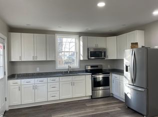 5 Crown St #1L, Webster, MA 01570