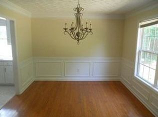 214 Richmond Dr, Social Circle, GA 30025