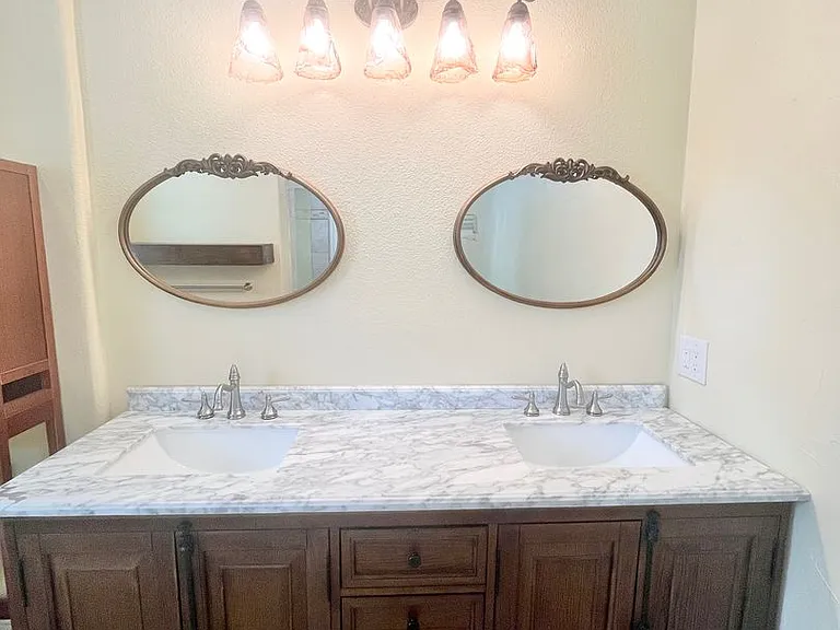 313 Santa Clara St — Photo 13