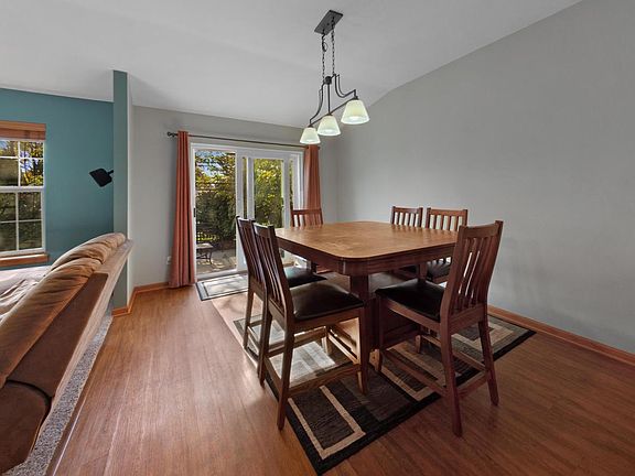 4th image of 2548 Saint Peters ROAD