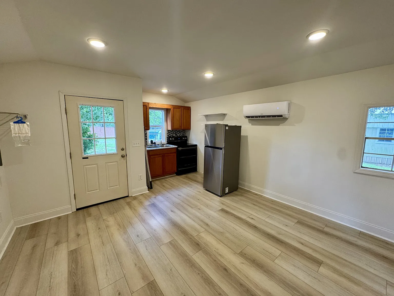 28217 Shannon Drive - 1 — Photo 3