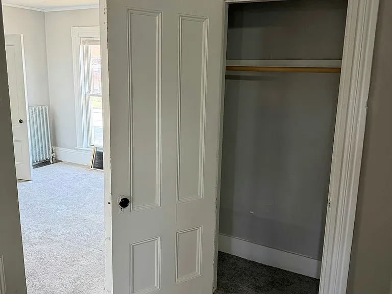 319 Hanover St #4 — Photo 9
