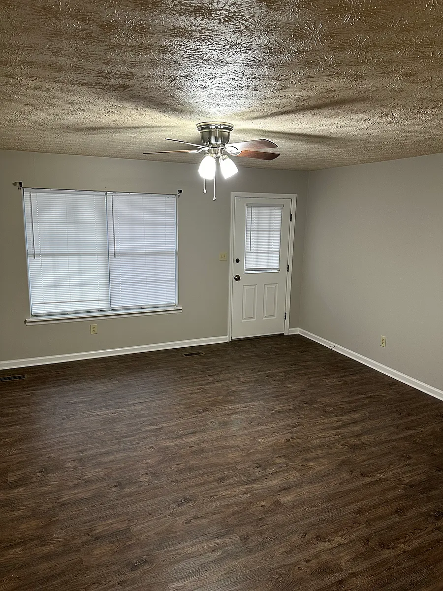 Building Photo - 2381 County Road 437 #D