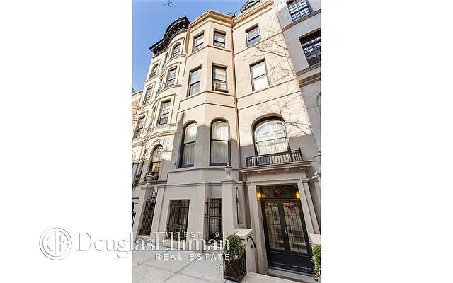 Sold by Douglas Elliman | media 32