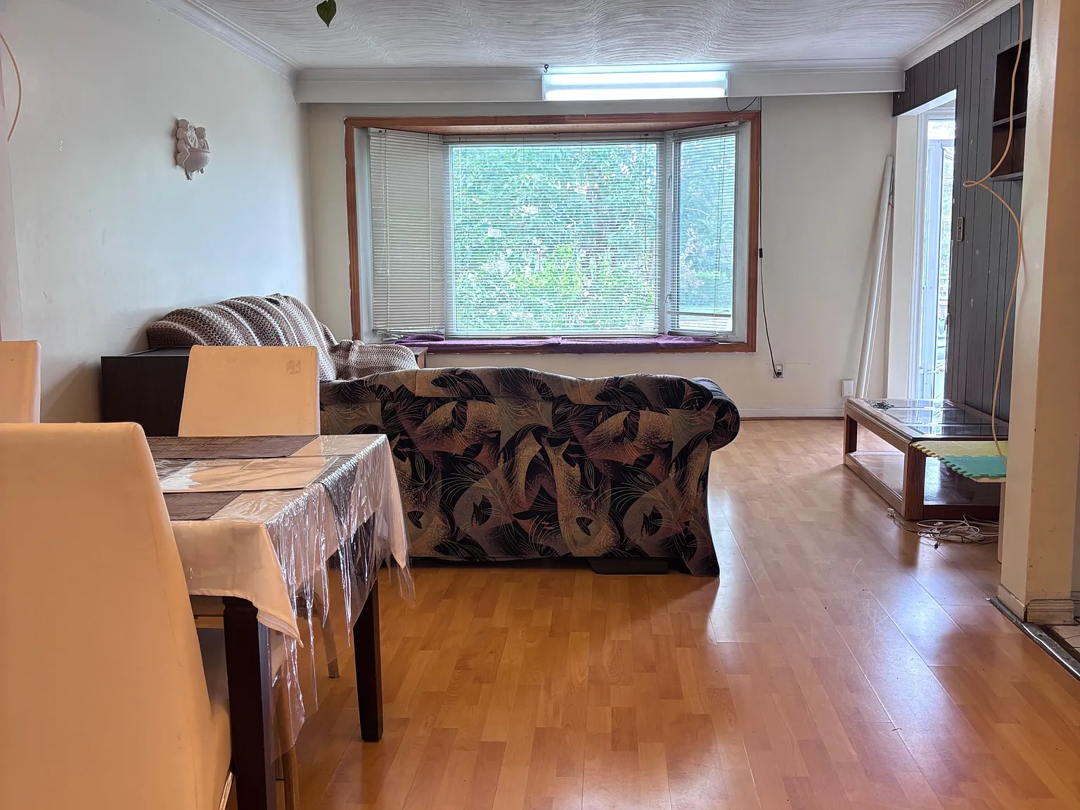3 bed, $2,600 — Photo 3