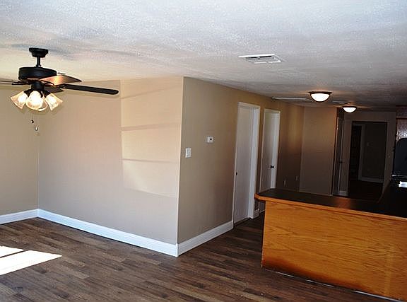 4th image of 626 Marmande St