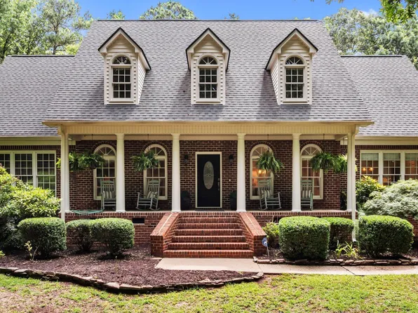 901 Tamaras Cir, Wake Forest, NC 27587