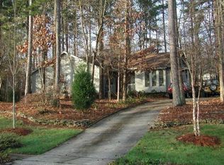 5817 Bayberry Ln, Raleigh, NC 27612