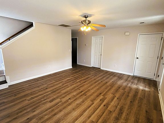 5th image of 9050 Gatewick Ct.