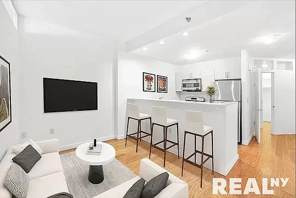 Rented by REAL New York | media 14