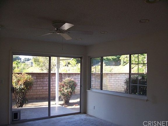 FAMILY ROOM SLIDER TO COVERED PATIO