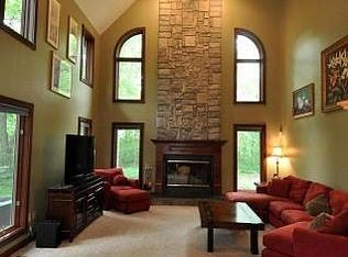 3080 Kropp Rd, Grove City, OH 43123