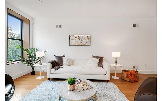 Sold by Douglas Elliman | media 16