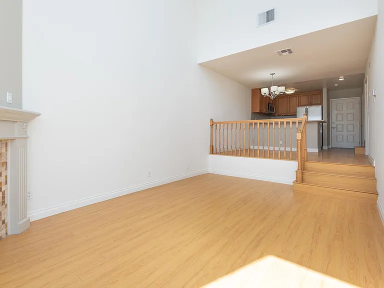 3650 Midvale Ave #108 — Photo 6