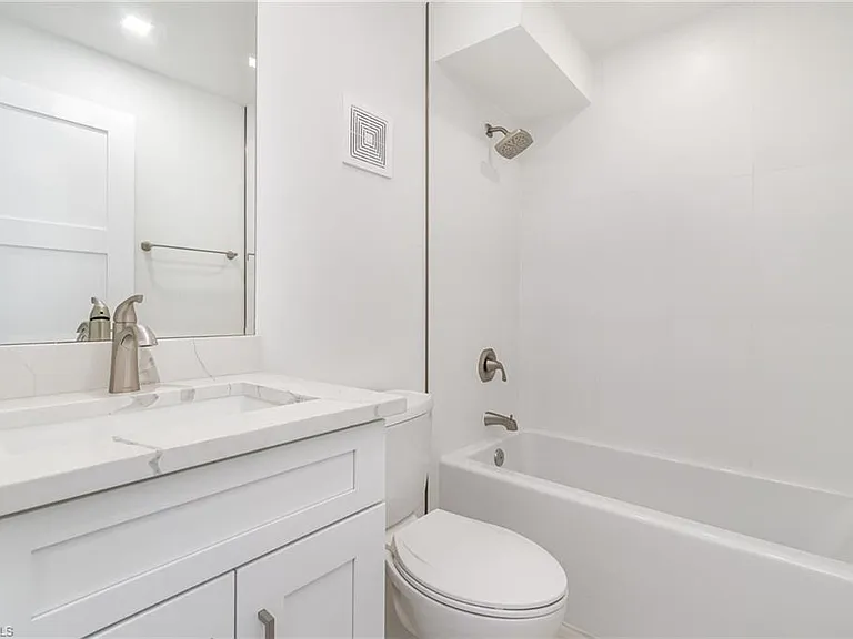 25870 Hickory Blvd #101 — Photo 9