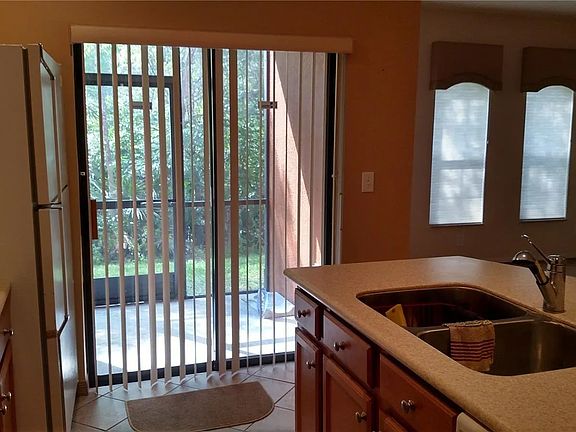 4th image of 30105 Mossbank Dr